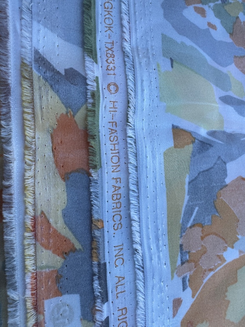 NOS Vintage Midcentury Floral App 60” x 186” Hi Fashion Fabrics Bangkok Satiny